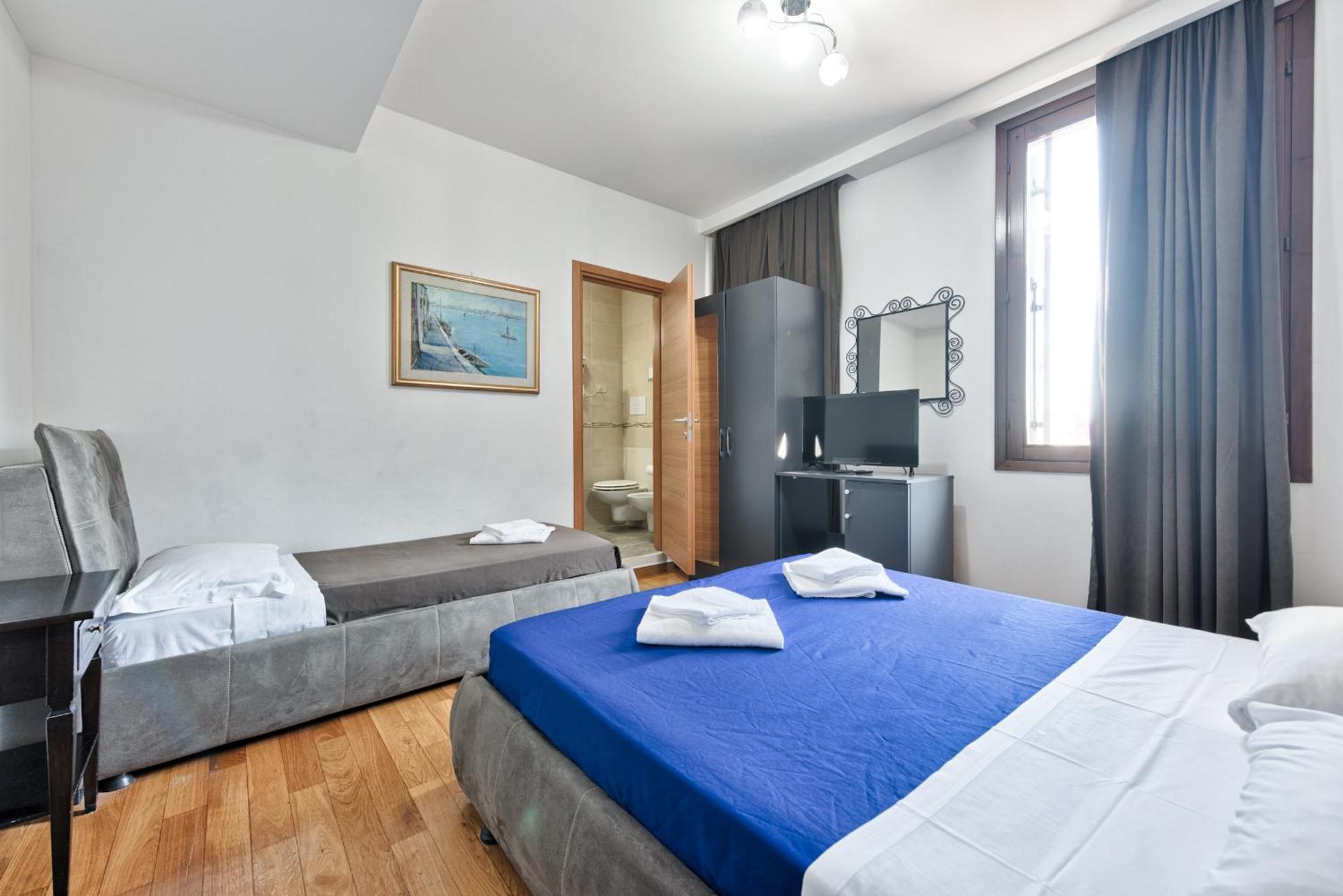 Hotel Trieste Местре Экстерьер фото