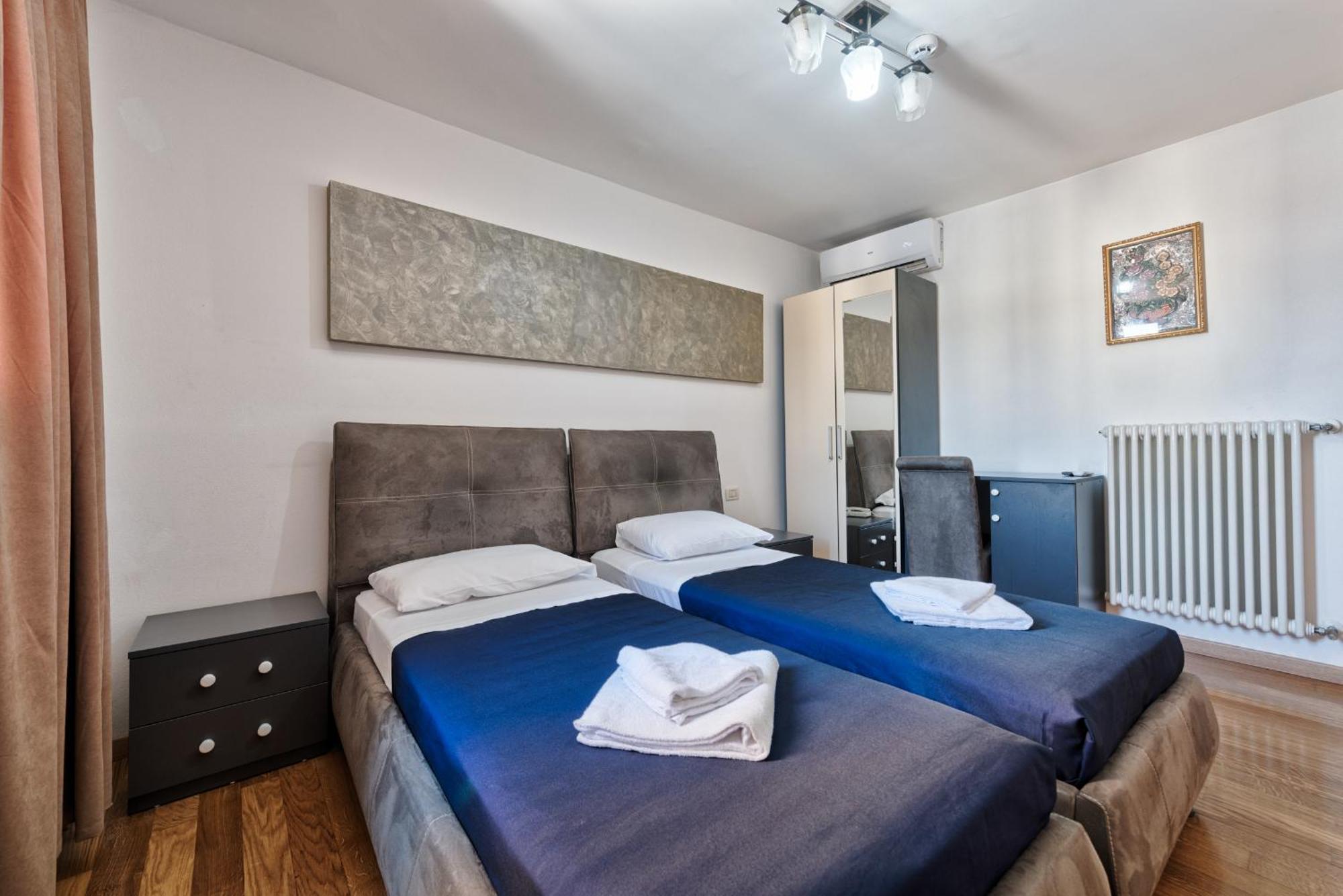 Hotel Trieste Местре Экстерьер фото